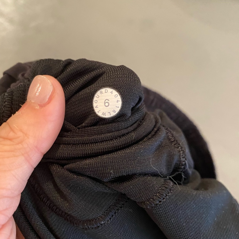 Lululemon Hotty Hot Short Size 6